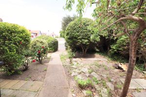 Photo 32- click for photo gallery